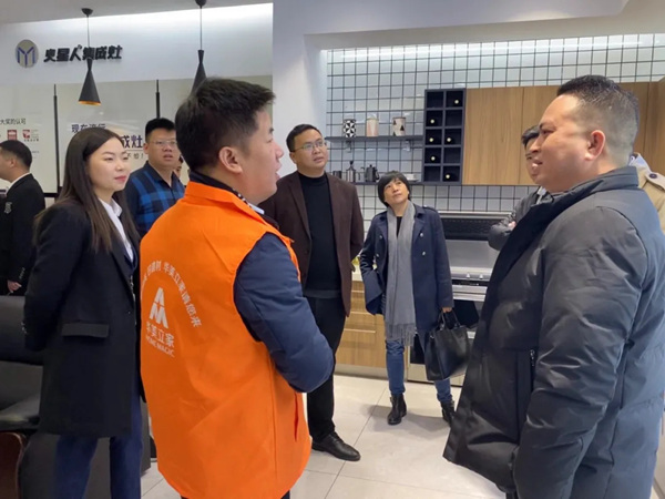 战略部署，共谋发展，伊百丽全屋定制与华美立家达成战略合作