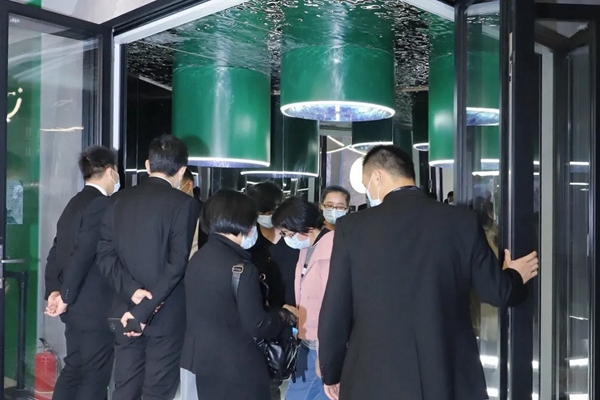 广州设计周day1： 魅力欧哲展台，聚焦圈粉无数