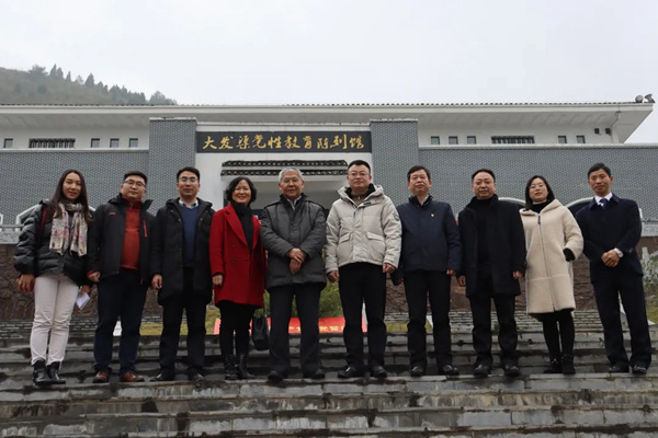 践行初心使命 锤炼党性修养 金大防盗门业争创一流党支部 践行初心使命 锤炼党性修养 金大防盗门业争创一流党支部