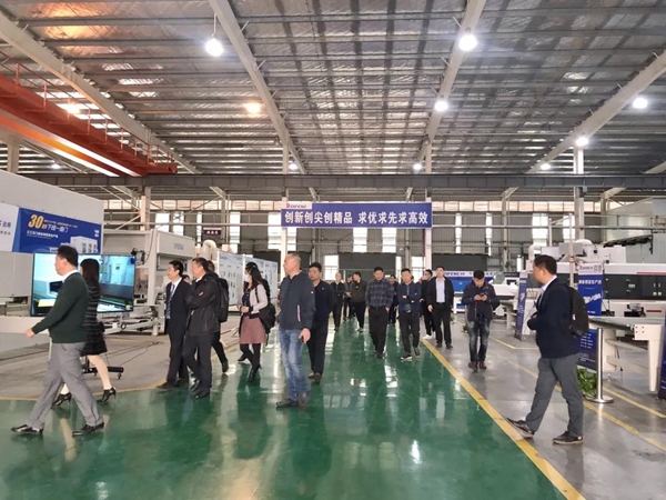 迪峰机械2020年全国经销商大会胜利召开