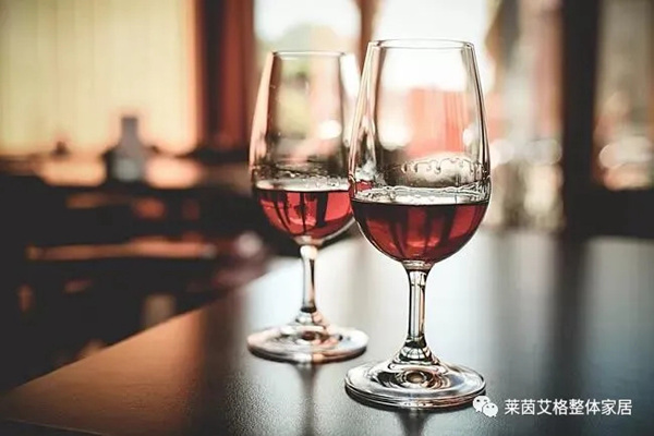莱茵艾格家居：火爆全网的“干饭人”也需要注意……