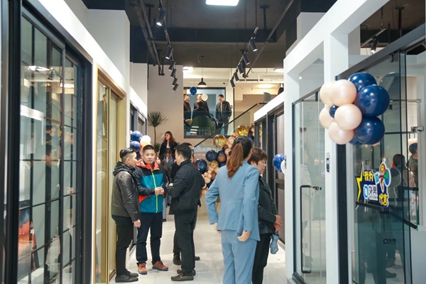 外界门窗兰溪店隆重开业