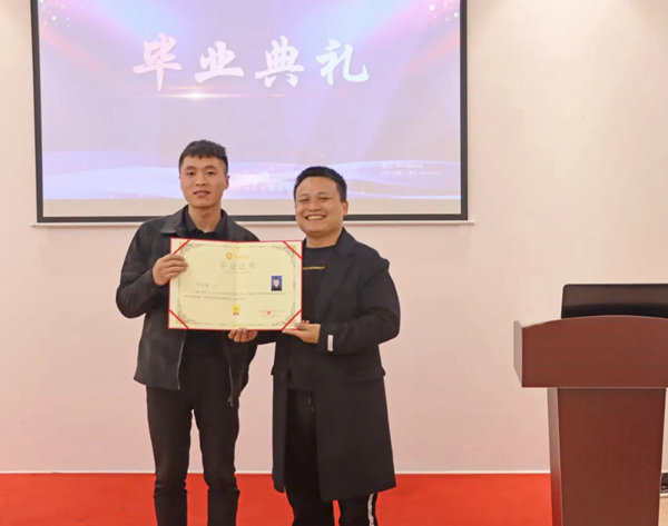 梦斓莎软装：用专业，赢未来！