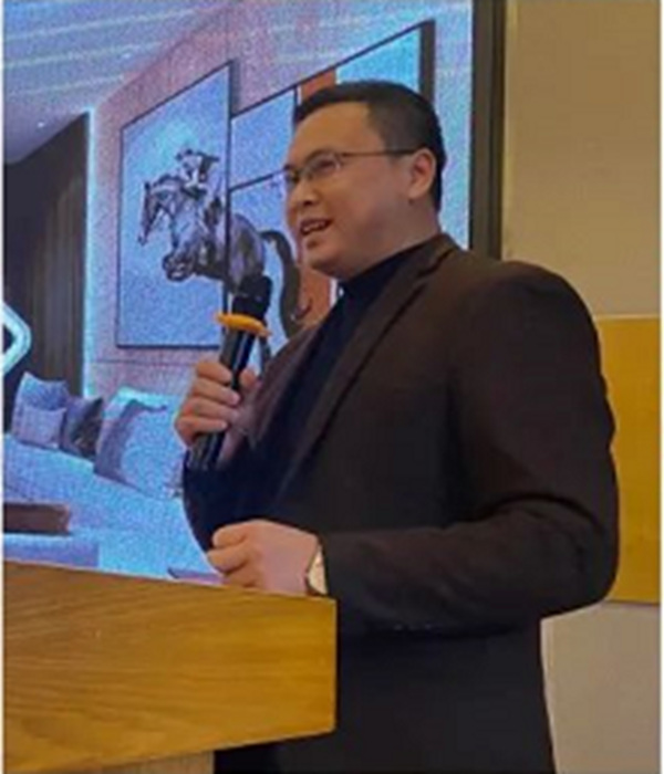 战略部署，共谋发展，伊百丽全屋定制与华美立家达成战略合作