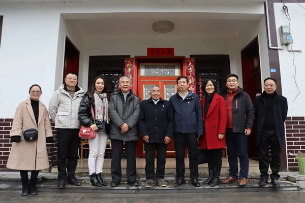 践行初心使命 锤炼党性修养 金大防盗门业争创一流党支部 践行初心使命 锤炼党性修养 金大防盗门业争创一流党支部