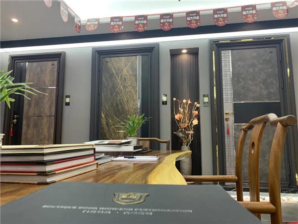 艺和高端门：进驻汕头 新店盛大开业