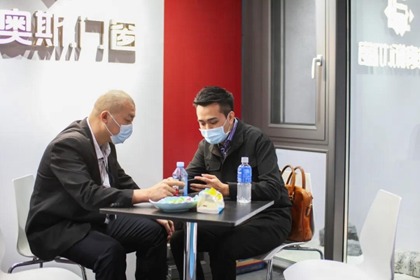 帝奥斯先锋系列断桥平开窗获“红棉奖·中国设计奖”