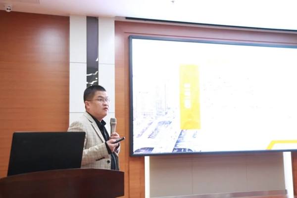 绿盾中天董事长郑海峰受邀参加中欧节能门窗产业发展联盟第一期内部培训会