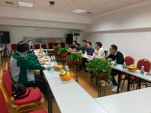 佛山欧思丹热能科技有限公司团莅临玛迩维门窗交流指导