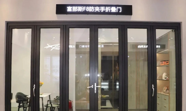 首日盛况——直击高定展开幕,开启高定时代 首日盛况——直击高定展开幕,开启高定时代