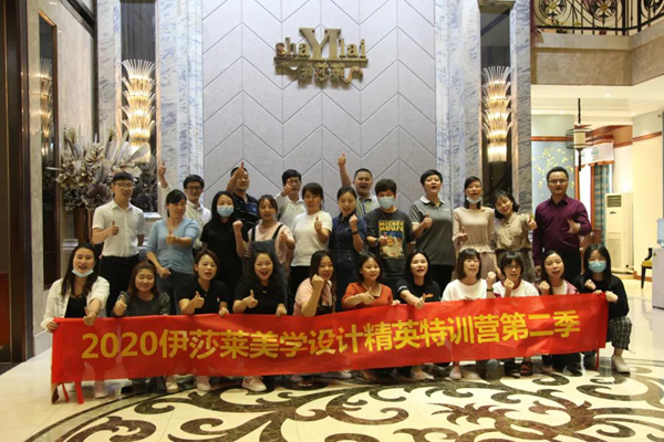 她签订25万别墅大单，你却在被市场淘汰