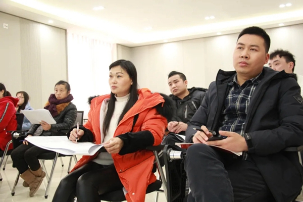 欧丽亚木门“尚整装产品知识培训会”成功举行