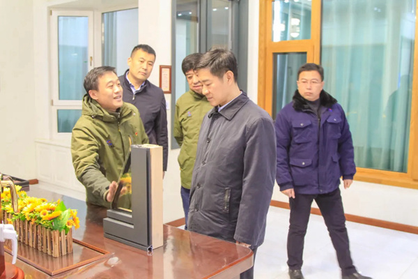 淄博高新区工委书记、管委会主任魏玉蛟一行 莅临盛达木门参观调研 淄博高新区工委书记、管委会主任魏玉蛟一行 莅临盛达木门参观调研