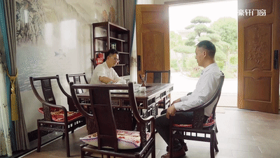 新豪轩门窗：这座独栋中式别墅里 藏着他所向往的生活