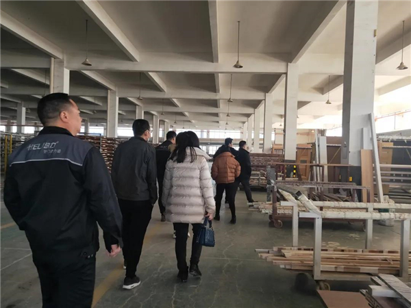合力门业欢迎招商蛇口一行莅临合力门业考察指导 合力门业欢迎招商蛇口一行莅临合力门业考察指导