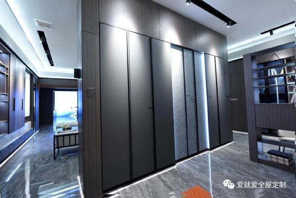 爱就爱全屋定制：简约不失奢华——米兰之都