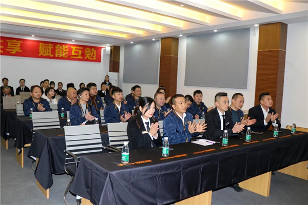 依麦五金2021年全国经销商大会暨新品发布会顺利召开
