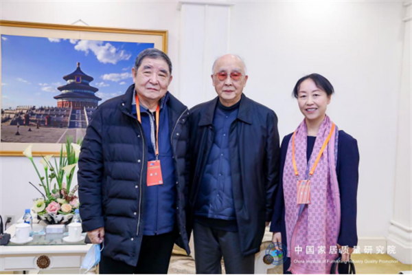 日上防盗门:受邀参加中国家居质量发展大会 日上防盗门:受邀参加中国家居质量发展大会