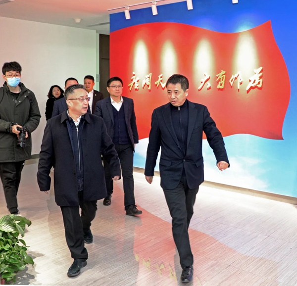 相城区委书记顾海东率队前往罗普斯金门窗调研