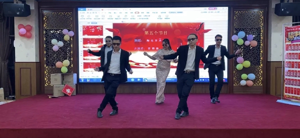 不忘初心，逐梦前行丨居上好门窗2020年会盛典暨表彰大会圆满落幕！