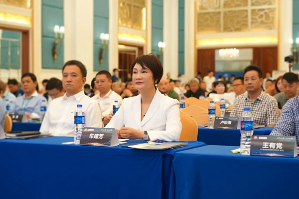 合力门业携手红星•美凯龙 举行战略工厂签约仪式