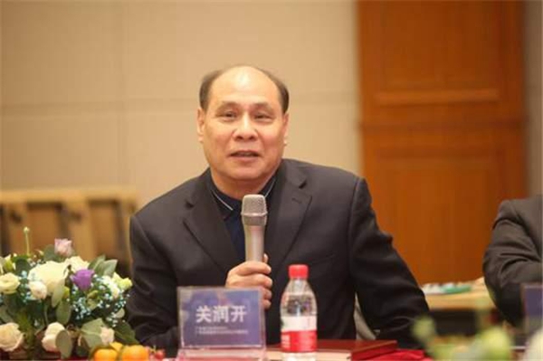 品质门窗走访团走进派雅门窗 探访行业领军力量的内核驱力
