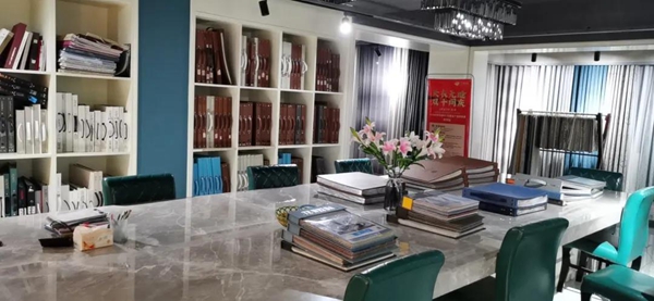 天衣无缝墙布金牌经销商袁深根专访