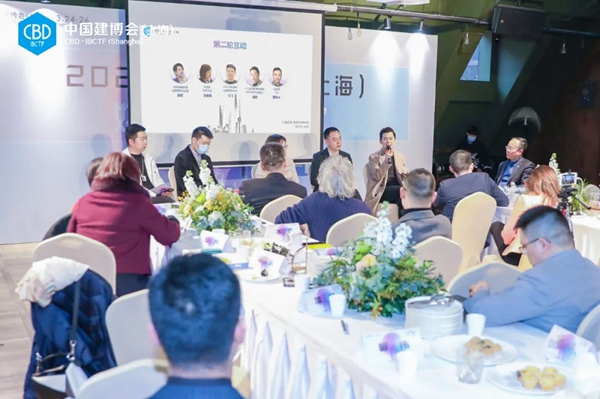 史上最强媒体天团品味建博，这场面你可能没见过！