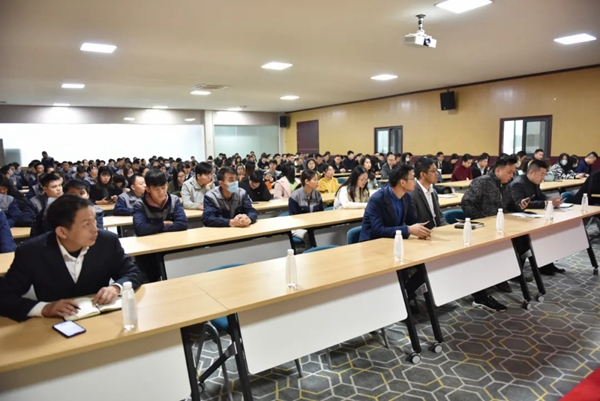 安柏瑞安全系统门窗1月员工大会成功举行