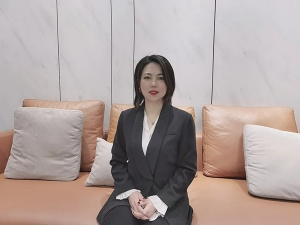 三峰家居蛟河店总经理董丽梅：做事先做人