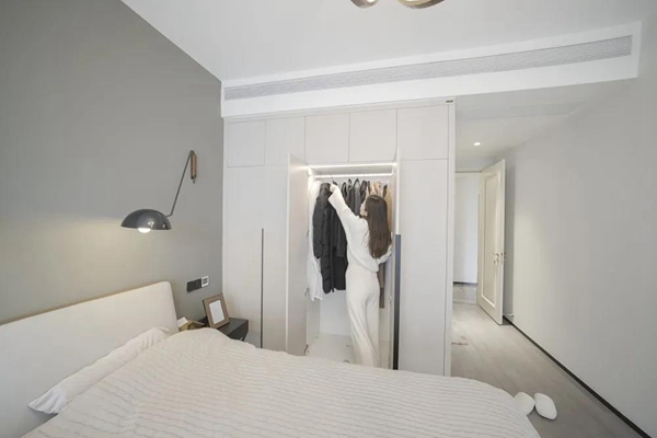 玛格全屋定制：高颜值夫妻131m²简约新家
