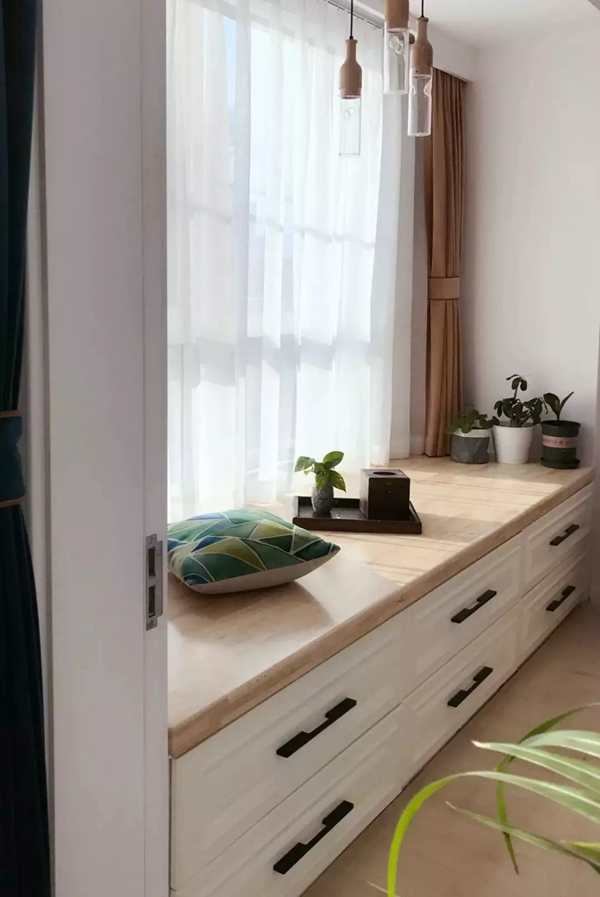 富轩全屋门窗:飘窗+收纳功能 生活可甜可咸 富轩全屋门窗:飘窗+收纳功能 生活可甜可咸