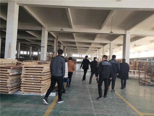 合力门业欢迎招商蛇口一行莅临合力门业考察指导 合力门业欢迎招商蛇口一行莅临合力门业考察指导
