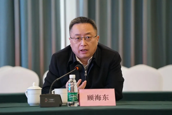 相城区委书记顾海东率队前往罗普斯金门窗调研