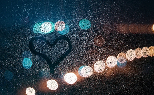 洛卡博门窗给您科普家里门窗结露的原因