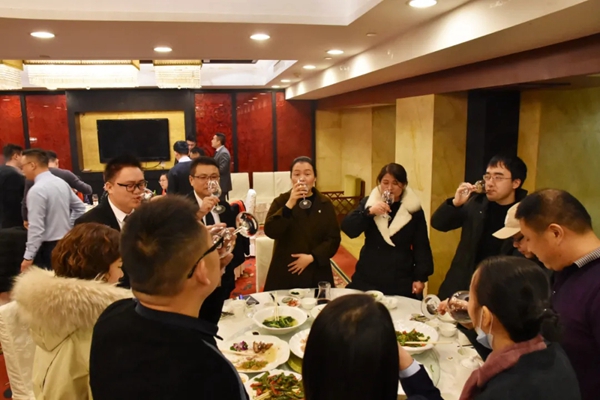 安格尔门窗2021年第一届战略合作伙伴峰会成功举行