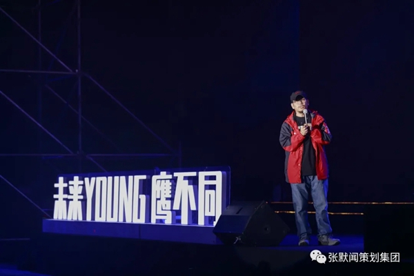 森鹰窗业续约张默闻再创行业新佳绩，超级信任开启空调窗品牌时代新篇章