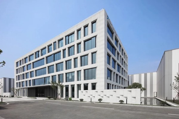 中国建博会·专题报道|欣畅门窗:22年深耕高端系统门窗领域,擎领行业典范 中国建博会·专题报道|欣畅门窗:22年深耕高端系统门窗领域,擎领行业典范