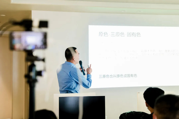 铂芙艺术壁材:高度决定视野,专业成就卓越 铂芙艺术壁材:高度决定视野,专业成就卓越