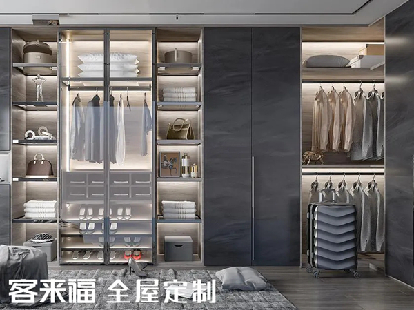 客来福全屋定制:这么好的房子，怎么少得了衣帽间