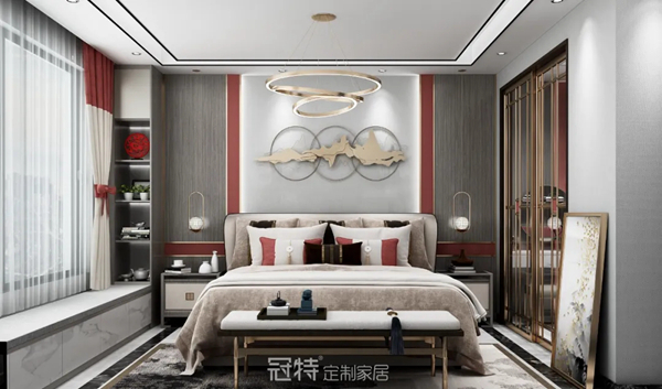 冠特定制家具：卧室护墙板设计，彰显奢华与温馨！