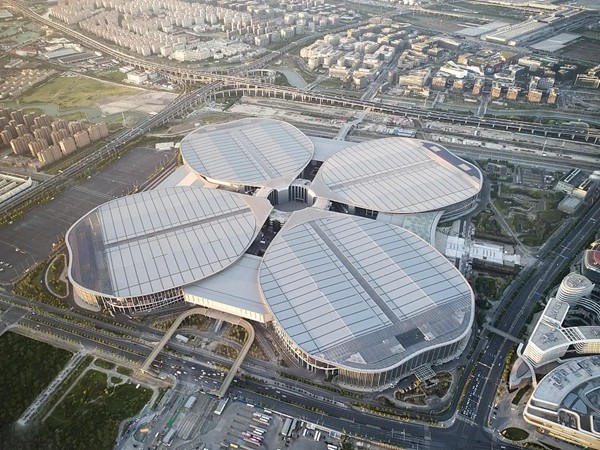 中国建博会·专题报道|欣畅门窗:22年深耕高端系统门窗领域,擎领行业典范 中国建博会·专题报道|欣畅门窗:22年深耕高端系统门窗领域,擎领行业典范