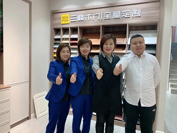 三峰家居新商标 肇源店业绩扶摇直上
