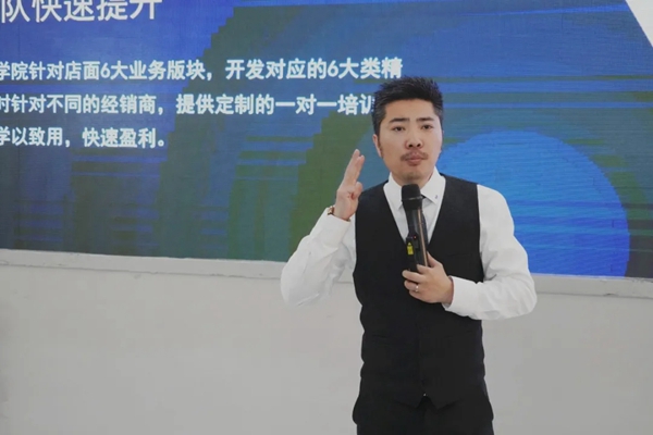 玛格全屋定制亮相广州定制家居展，流量爆棚引围观！