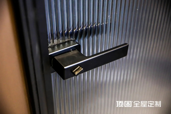 上海建博会首日，顶固全屋定制高定新品“梦”幻登场