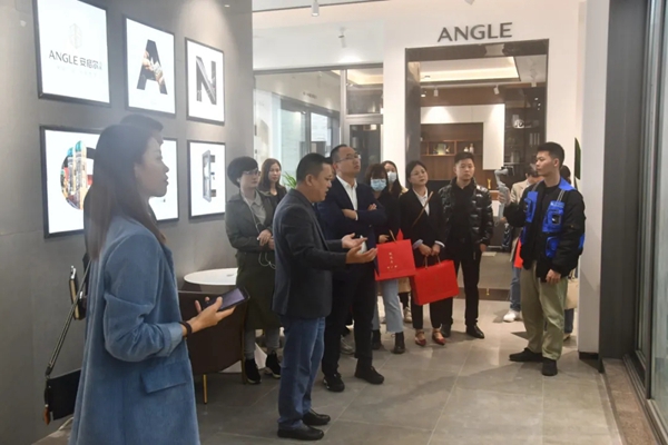 安格尔门窗2021新年媒体交流会顺利举行