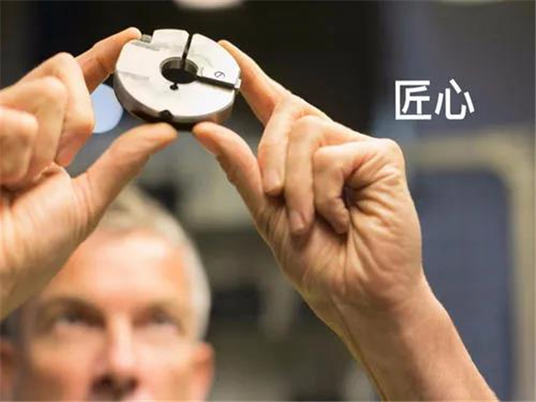 格利佳门窗：想要品质生活优选系统门窗