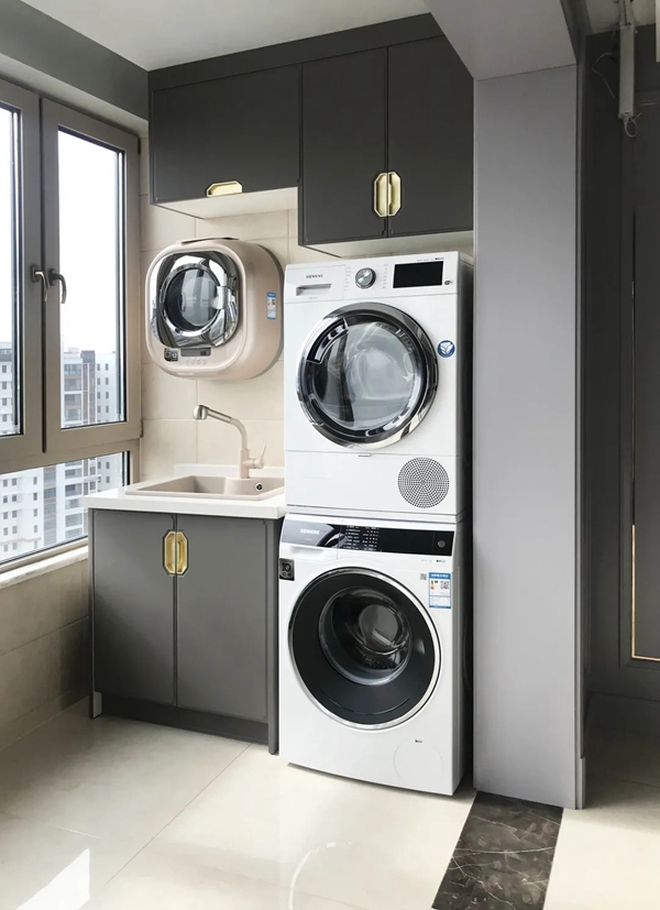 柏厨家居：143m²的连通式格局，打造轻奢品质家居