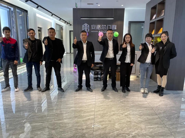 安格尔门窗：单量火爆，3个月单个小区突破300单