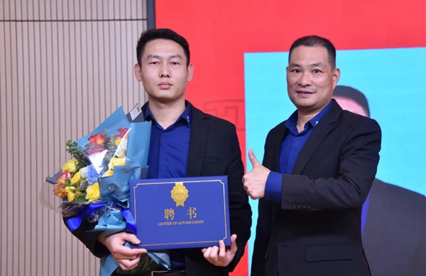 尚益达门窗营销中心人事任命及营销战略部署会议成功举行